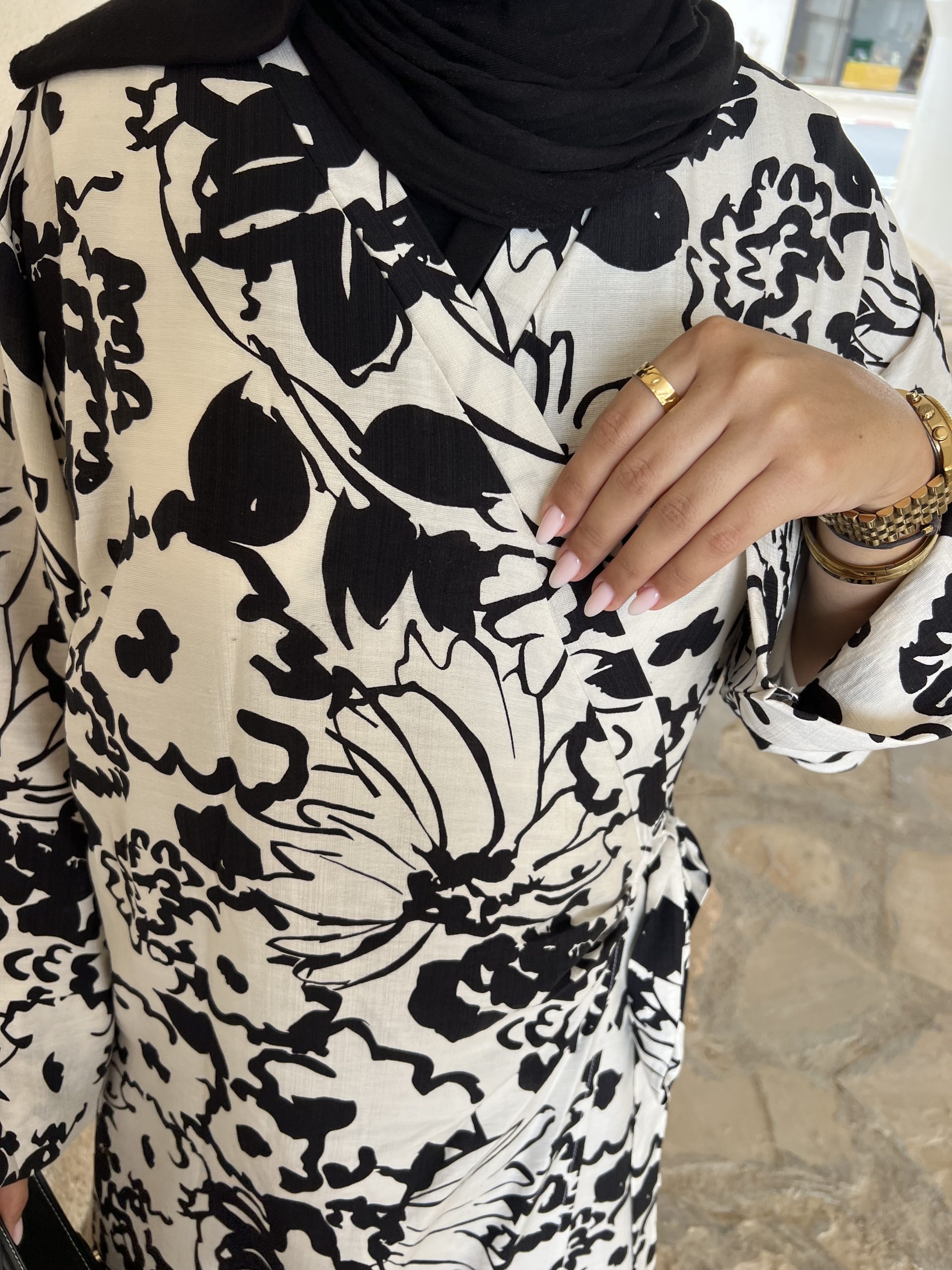 Robe pivoine noire – Image 4